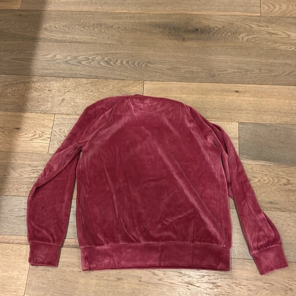 Chelsea & Violet Velour long sleeve top size small - Picture 3 of 3